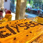 Elysee מלון טיראנה