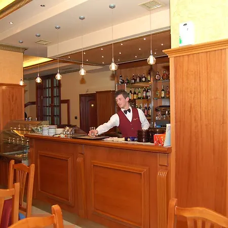 Elysee Szálloda Tirana