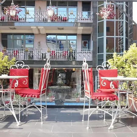 Elysee 4* Tirana