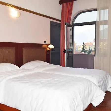 Hotell Elysee Tirana