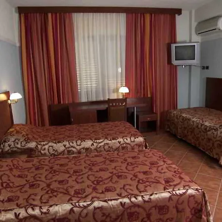 Elysee Hotell 4*