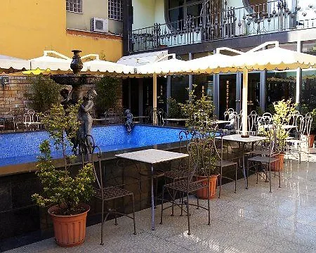 Elysee 4* Тирана