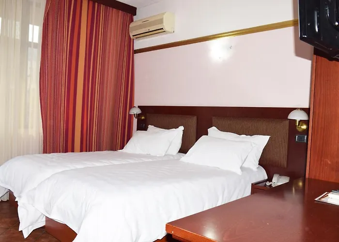 Отель Elysee 4*